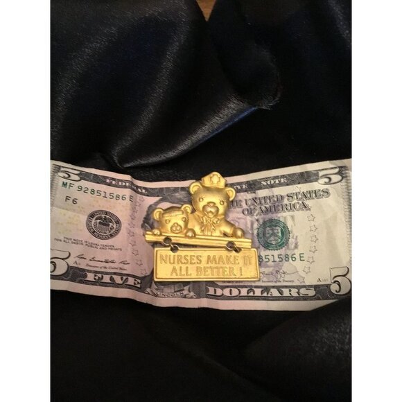 Vintage Signed JJ - Jonette -Nurses Make It All Better! ~Dangling Charm Brooch - - Picture 6 of 6